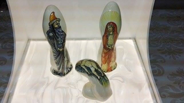 Anger sparked by Spanish sex shop s dildo nativity scene Toronto