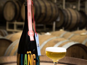 Beau?s New Lange Syne is the kind of classy beer that will fit right in at a New Year?s Eve gala.