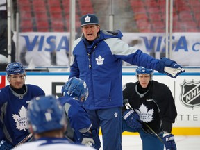 Maple Leafs head coach Mike Babcock says Borje Salming was his favourite Leaf growing up. (GETTY IMAGES/PHOTO)