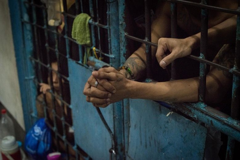 Suspected Rebels Storm Philippine Jail 158 Inmates Escape Toronto Sun