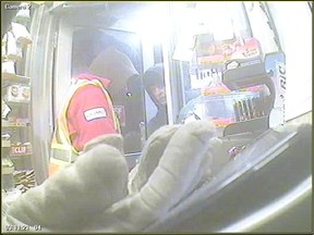 Winnipeg police are looking for a suspect in connection with the Dec. 22 robbery of a gas bar on the 1300-block of McPhillips Street. (WINNIPEG POLICE SERVICE IMAGE)