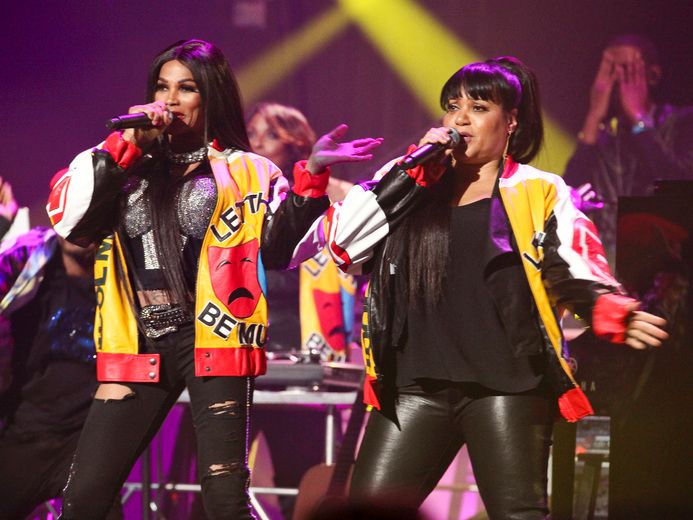 Salt-N-Pepa Feat. Experience Unlimited: Shake Your Thang (Music