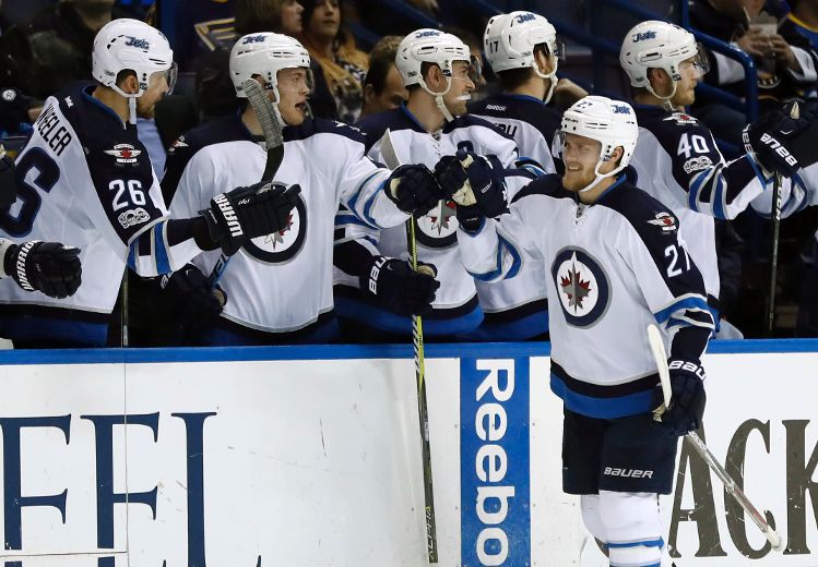 Morrissey, Scheifele lead Jets' comeback victory over Blues to end