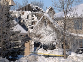 The scene the day after a 2007 fire in St. Boniface that killed two Winnipeg firefighters. (Jason Halstead/Winnipeg Sun file)