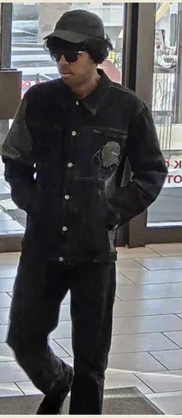 Security camera image of man wanted for two bank robberies. (Supplied/Toronto Police)