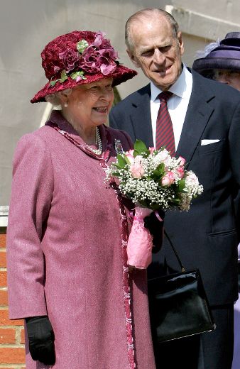 Queen Elizabeth II Marks Historic Sapphire Jubilee | Toronto Sun