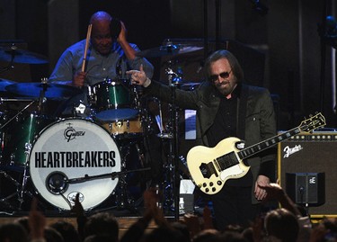 Musicians Steve Ferrone (L) and Tom Petty perform onstage during MusiCares Person of the Year honoring Tom Petty at the Los Angeles Convention Center on Feb. 10, 2017 in Los Angeles, California.  (Kevork Djansezian/Getty Images)