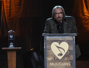 Tom Petty speaks during the 2017 MusiCares Person of the Year, honouring Tom Petty,  in Los Angeles on Feb. 10, 2017.  (ROBYN BECK/AFP/Getty Images)