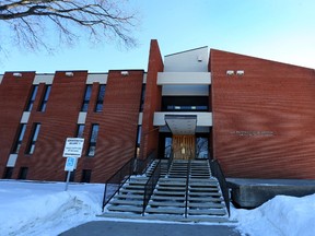 The Winnipeg School Division administration building on Wall Street in Winnipeg on Mon., Feb. 13, 2017. Kevin King/Winnipeg Sun/Postmedia Network