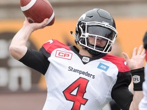 Calgary Stampeders quarterback Drew Tate throws a pass during a CFL game against the Montreal Alouettes on Oct. 30, 2016 in Montreal. (THE CANADIAN PRESS/Ryan Remiorz)