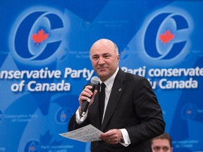 Conservative leadership candidate Kevin O'Leary addresses a Conservative Party leadership debate February 13, 2017 in Montreal. (THE CANADIAN PRESS/Paul Chiasson)