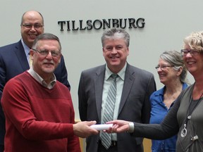 Peter Crockett,  Mike Eckert, Gordon Hough, Cher Sprague and Gracia Wassink (from left to right) pose for a photo at county council on Wednesday. Eckert was being presented with 2016 Oxford Stewardship Award. (Submitted)