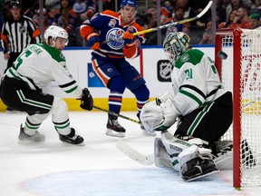 Edmonton Oilers captain Connor McDavid's shot just misses the top corner behind Dallas Stars netminder Antti Niemi at Rogers Place in Edmonton on Tuesday, March 14, 2017. (David Bloom)