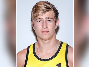 Dutch beach volleyball star Steven Van de Velde wants to make the Olympics despite being a convicted rapist.