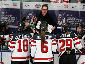 Canada coach Laura Schuler talks with her players during a time out at the world championship March 31, 2017 in Plymouth, Mich. (Gregory Shamus/Getty Images)