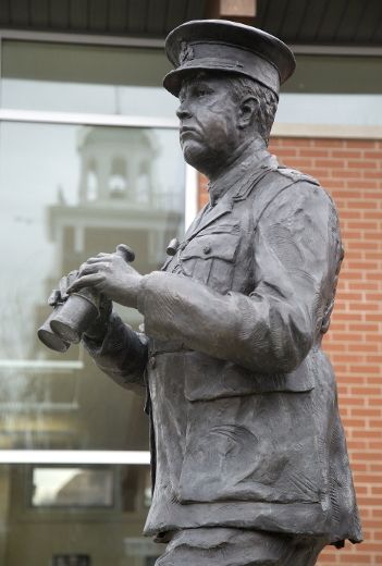 Arthur Currie A poor Southwestern Ontario farm kid, with little going