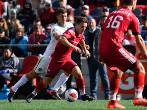 Ottawa Fury FC player Ryan Williams (centre) should be good to go following an injury. (James Park/Postmedia network)