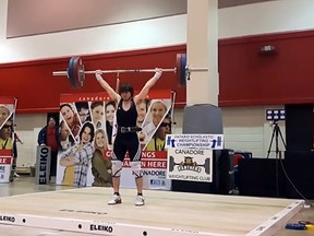 Joel Asselin lifts at the recent Ontario scholastics championship. Photo supplied