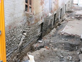 BRUCE BELL/THE INTELLIGENCER
Structural damage to the east wall and foundation of the Royal Hotel on Main Street in Picton led to the evacuation of a neighbouring restaurant and an apartment above it.