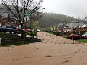 Heavy flooding at Watsons Lane and Ravine Dr. in Dundas on Thursday, April 20, 2017. (@rebuildhamilton)