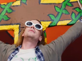 Macaulay Culkin portrays Kurt Cobain in Father John Misty's new music video, Total Entertainment Forever. (Screengrab)