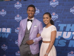 DeShone Kizer of Norte Dame poses for a picture with his family on the red carpet prior to the start of the 2017 NFL Draft on April 27, 2017. (Mitchell Leff/Getty Images)