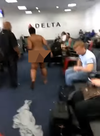 Naked woman shocks passengers at airport_4