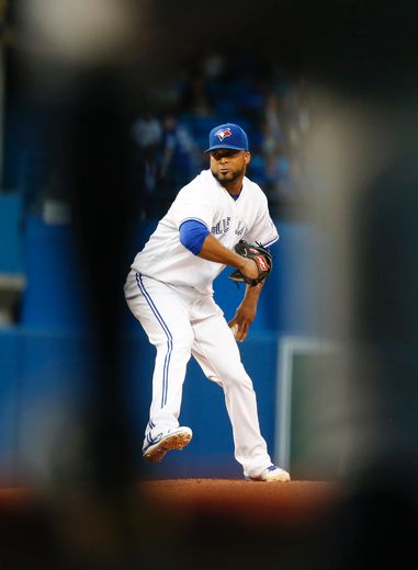 New Jays catcher Russell Martin confident handling R.A. Dickey's