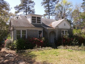 This ``creepy house`in Cayce, South Carolina boasts a mysterious tenant. It`s also up for sale. (Photo Courtesy www.creepyhouseincayce.com)
