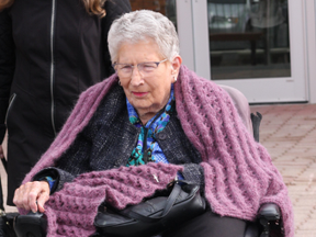 Wheelchair-bound Jean Knox, 98, outside court in Barrie. (TRACY MCLAUGHLIN/PHOTO)