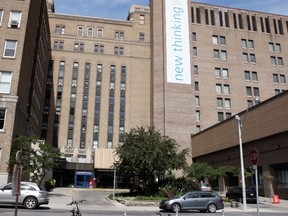 Women’s College Hospital in Toronto (Veronica Henri/Toronto Sun files)