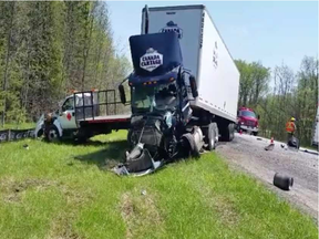 Truck crash that closes westbound Hwy 417 near Quebec border. (Gilles Asselin photo)