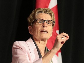 Premier Kathleen Wynne talks at the Greater Sudbury Chamber of Commerce fireside in Sudbury on Tuesday May 23, 2017. (Gino Donato/Postmedia Network)