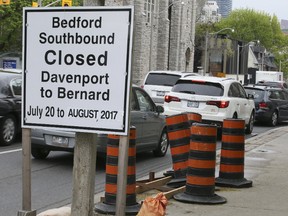 Never mind extended hours. How many worksites have we driven, biked or walked by where the crew has left the job by 4 p.m. or 5 p.m.? (TORONTO SUN/FILES)