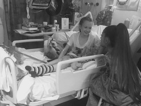 Ariana Grande visits a young victim of the Manchester bombing attack that took place at one of her concerts on May 22, 2017. (Instagram/Ariana Grande)