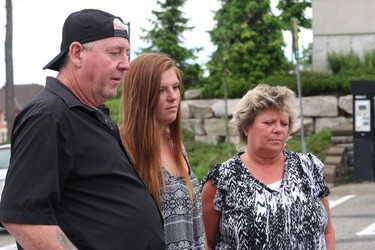 Joey Tanner's father Bill Tanner, sister Lacey Tanner and mother Liz Hoage outside of Barrie court on Tuesday, June 13, 2017 (TRACY MCLAUGHLIN/TORONTO SUN)
