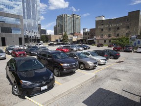 A council committee OK?d a three-year extension to the temporary permit for this parking lot at 221 Queens Ave., but city hall debate over core parking is far from over. (DEREK RUTTAN, The London Free Press)