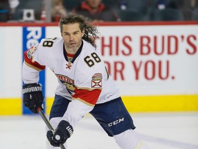 Jaromir Jagr of the Florida Panthers warms up before NHL action against the Calgary Flames in Calgary on Jan. 17, 2017. (Lyle Aspinall/Postmedia Network)