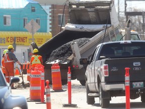 Winnipeg CUPE 500 members accepted a deal from the city Thursday night. (Winnipeg Sun file)