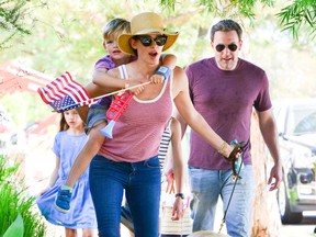 Jennifer Garner and Ben Affleck take their children to an Independence Day parade in Santa Monica, Calif., July 4, 2017. (WENN.COM)
