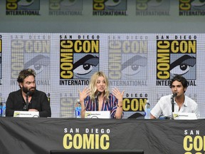 Actors Johnny Galecki, Kaley Cuoco and Kunal Nayyar speak onstage at the 'The Big Bang Theory' panel during Comic-Con International 2017 at San Diego Convention Center on July 21, 2017 in San Diego, California. (Photo by Kevin Winter/Getty Images)