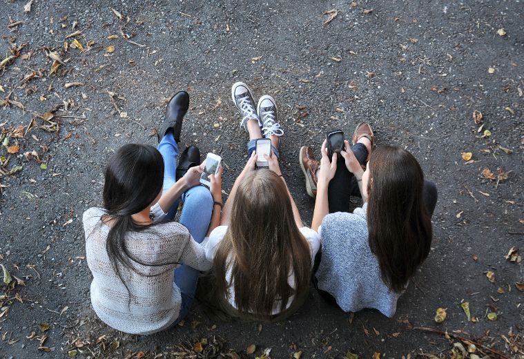 Nova Scotia teen naked photo ring case unlikely to deter Canadian youth