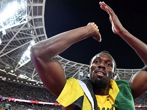 Jamaica’s Usain Bolt receives applause after placing third in the men’s 100m event at the 2017 IAAF World Championships in London on August 5, 2017. (KIRILL KUDRYAVTSEV/Getty Images)
