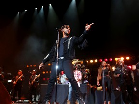 Usher performs at the Scotiabank Saddledome in Calgary on Saturday July 15, 2017. Leah Hennel/Postmedia