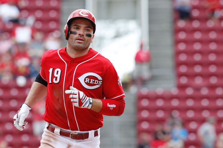 Reds' Joey Votto gives cancer-stricken boy home run bat, jersey