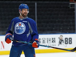 Edmonton Oilers' Matt Hendricks (23) practices deflections during a practice at Rogers Place in Edmonton on Thursday, May 4, 2017.