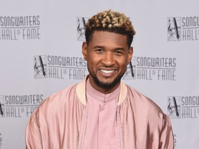 Usher poses backstage at the Songwriters Hall Of Fame 48th Annual Induction and Awards at New York Marriott Marquis Hotel on June 15, 2017 in New York City. (Photo by Gary Gershoff/Getty Images for Songwriters Hall Of Fame)