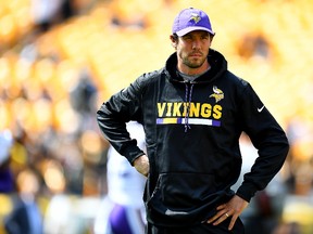 Sam Bradford of the Minnesota Vikings looks on during warmups before the game against the Pittsburgh Steelers at Heinz Field on Sept. 17, 2017 in Pittsburgh, Pennsylvania. (Joe Sargent/Getty Images)