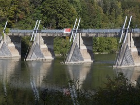 Springbank Dam. (DEREK RUTTAN, The London Free Press)