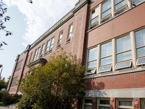 With Kingston, Frontenac, Lennox & Addington Public Health issuing an extended heat warning from Monday to Thursday this week, students and staff at local schools, like at Rideau Public on Wednesday, Sept. 27, are trying to keep cool in their classrooms while facing summer temperatures. Julia McKay/The Whig-Standard/Postmedia Network